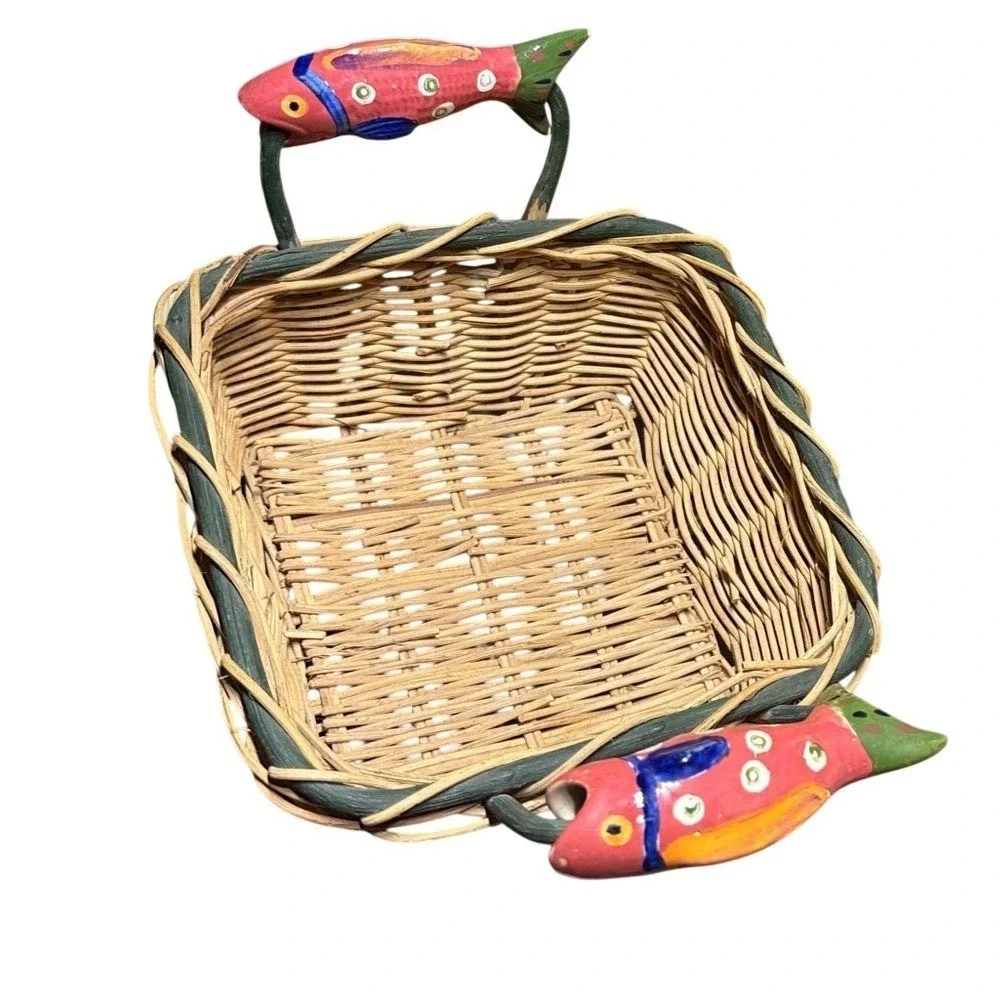 Fish Basket Wicker Ceramic Handles Nautical Beach Cottage Bread Square Lot‎ (2)